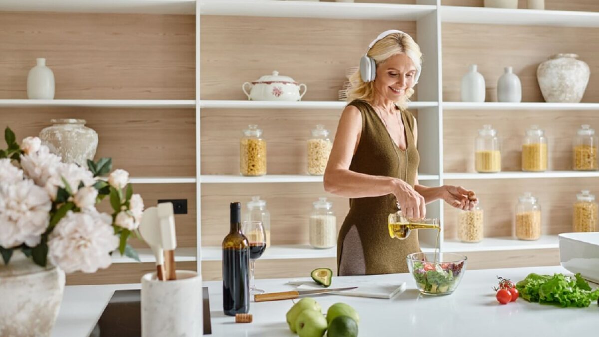 découvrez les aliments naturels qui aident à combattre la déprime et améliorer votre humeur au quotidien.