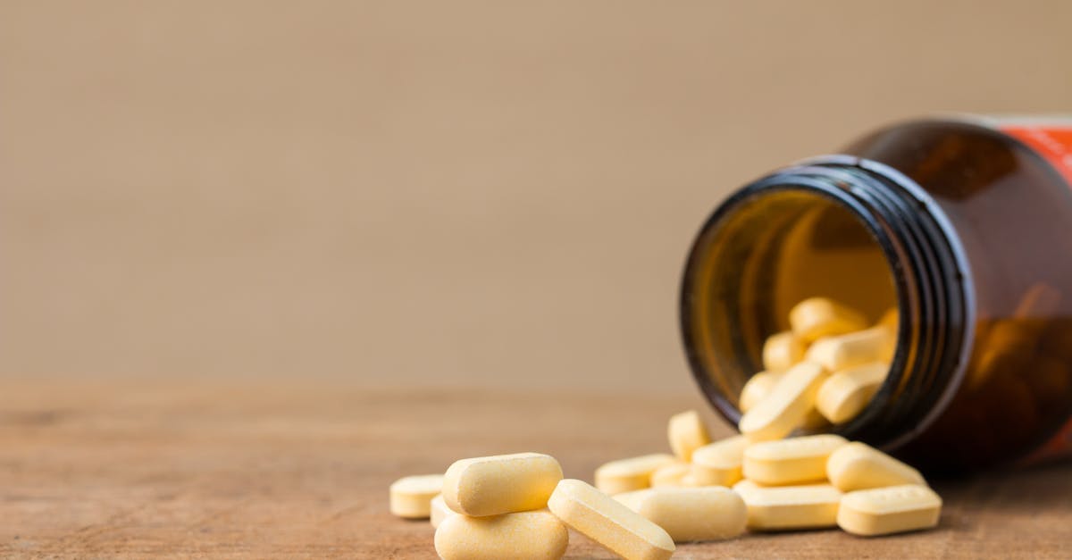 découvrez tout sur la vitamine b12 : ses bienfaits, sources naturelles, recommandations quotidiennes et son rôle essentiel pour la santé et l'énergie.